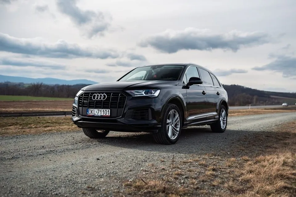 Audi Q7 2021 import z USA – MattyUSA Warszawa
